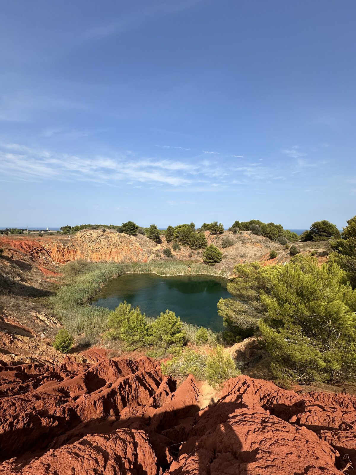 Il laghetto della cava di bauxite